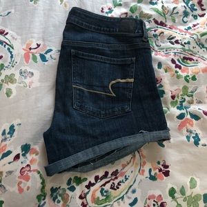 AE Midi shorts